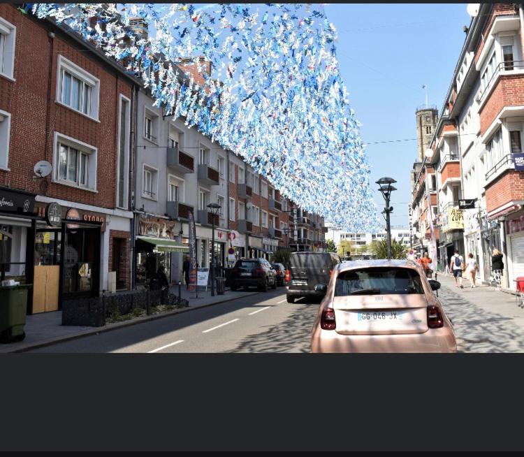 Royal Street Accommodation กาเลส์ ภายนอก รูปภาพ